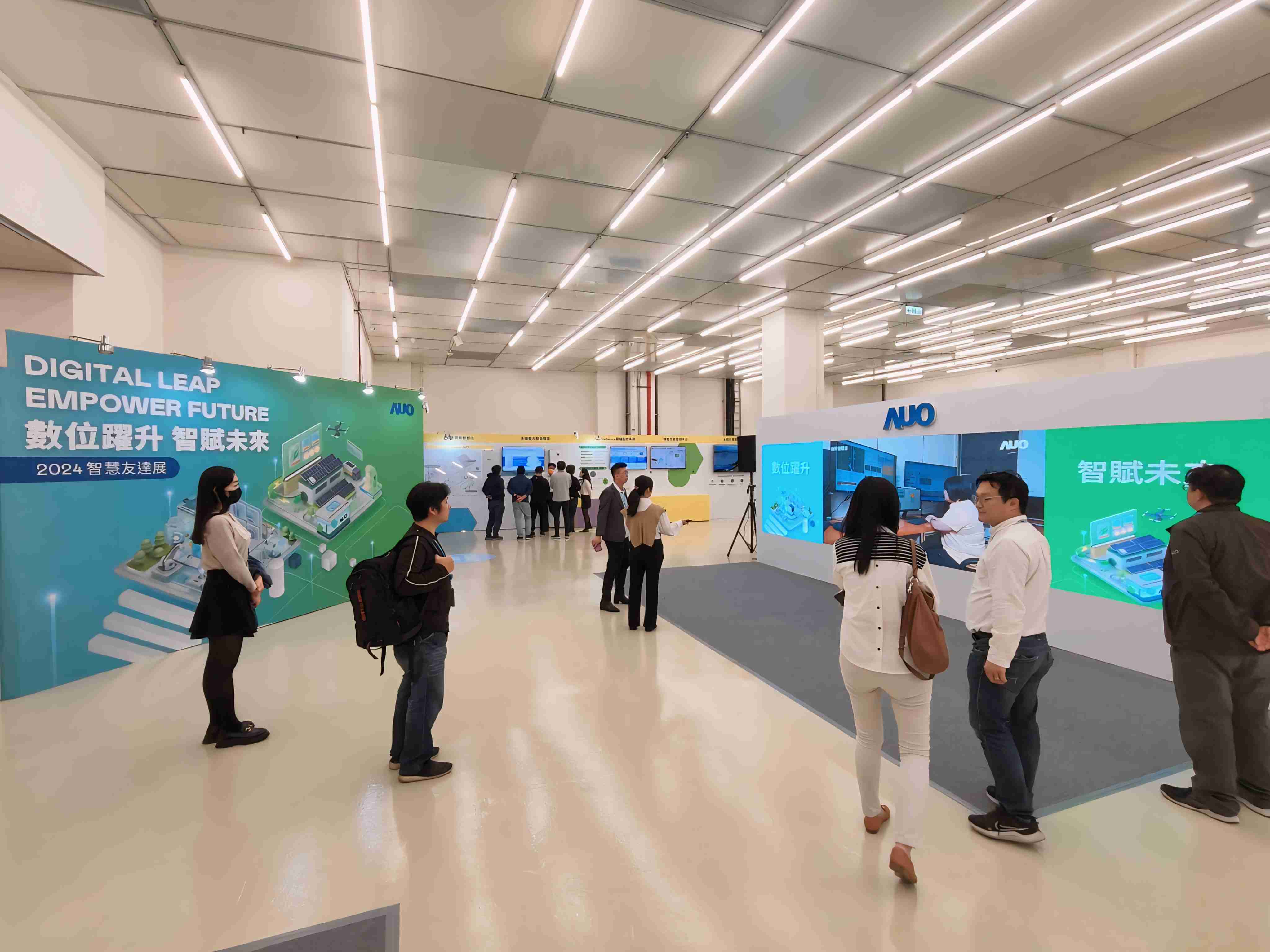 2024智能JDB电子展邀集生态圈伙伴共同参展，，从数字应用、、净零减碳到能源发展，，，，创造全方位永续商机，，，携手生态圈伙伴迈向永续未来